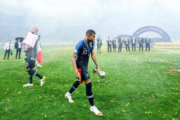 年轻球员发 年轻球员发